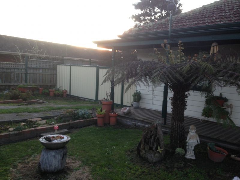 18 Gladstone Street, Moe VIC 3825