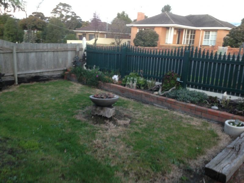 18 Gladstone Street, Moe VIC 3825