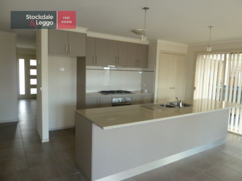 8/35-37 Monash Road, Newborough VIC 3825