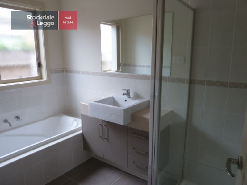 8/35-37 Monash Road, Newborough VIC 3825