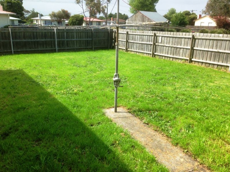 8 Edward Street, Moe VIC 3825