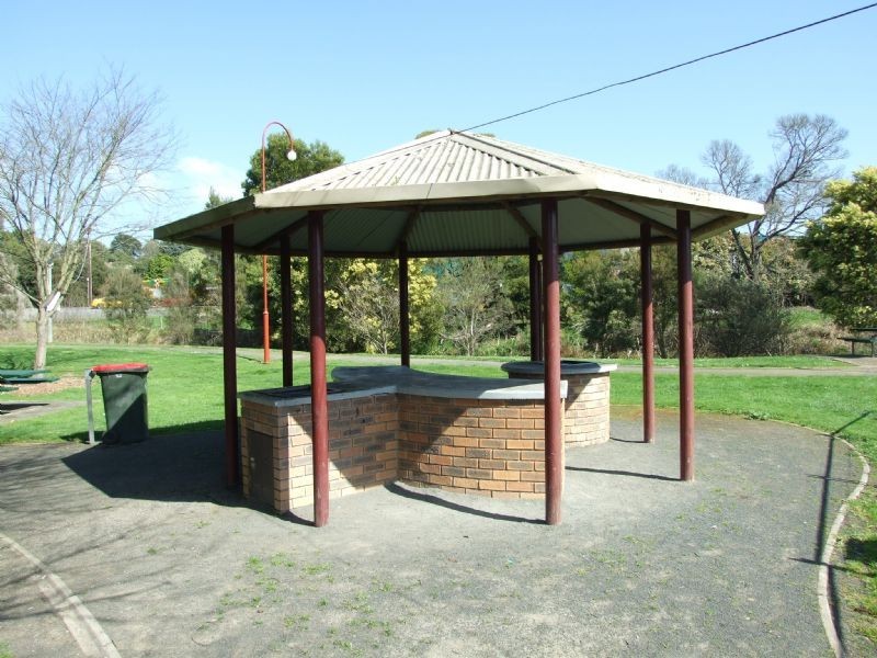 3 Fern Close, Newborough VIC 3825