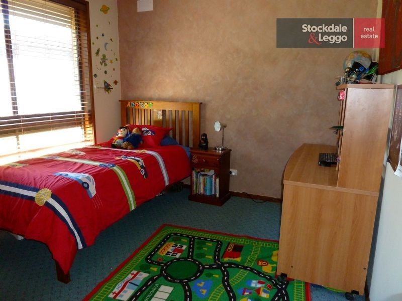 28 Smallburn Avenue, Newborough VIC 3825