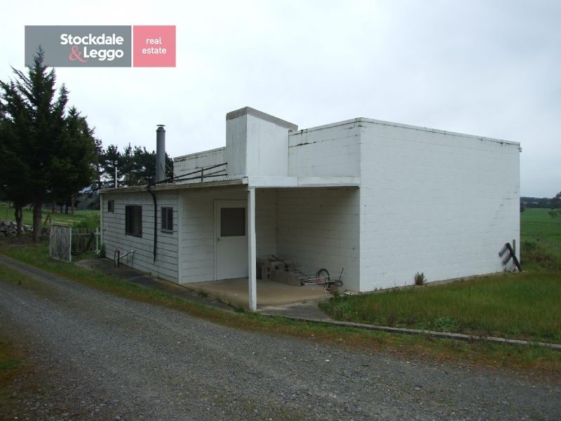 27 Moe Willow Grove Road, Tanjil South VIC 3825
