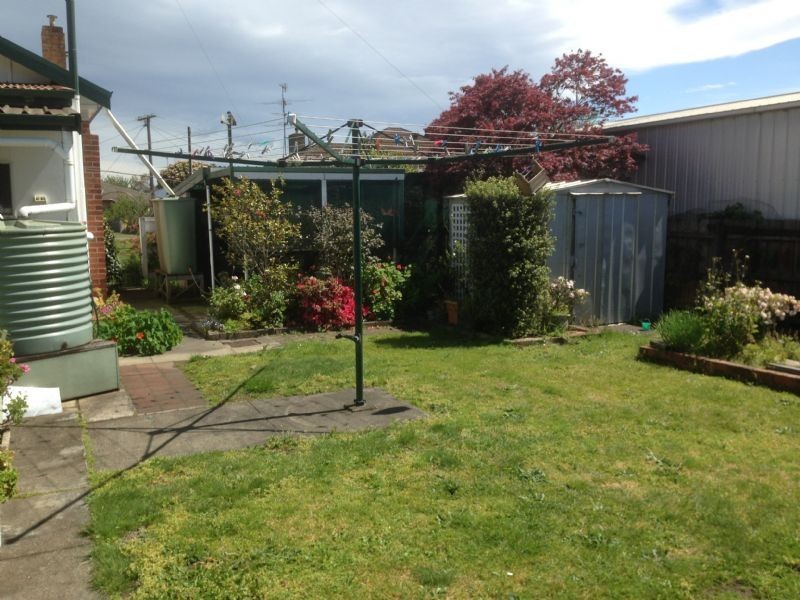 17 Reservoir Road, Moe VIC 3825