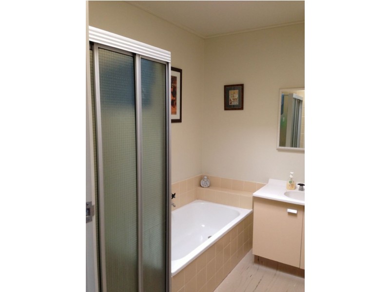 28 St Phillack Crescent, Rawson VIC 3825