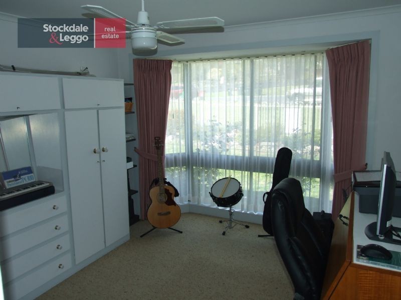 5 Chamberlain Road, Newborough VIC 3825