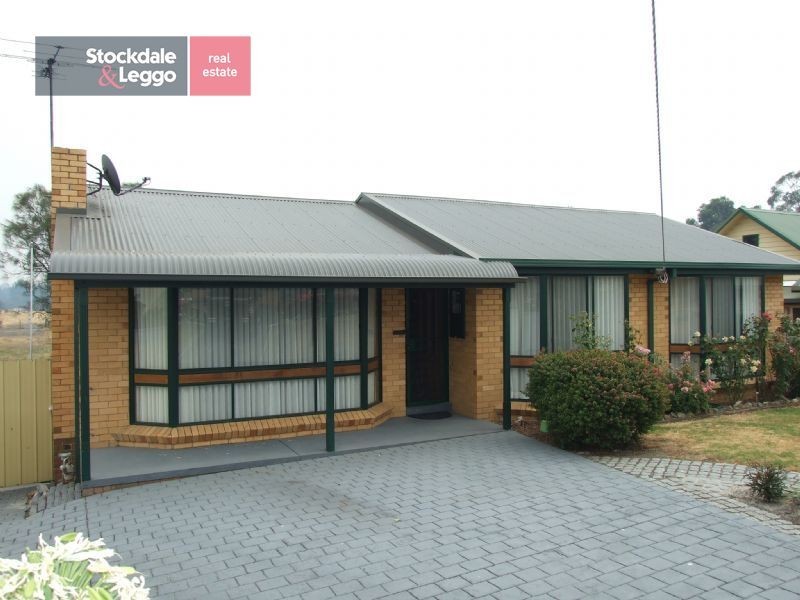 5 Chamberlain Road, Newborough VIC 3825