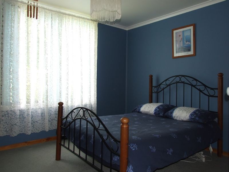 63 Boolarra Ave, Newborough VIC 3825