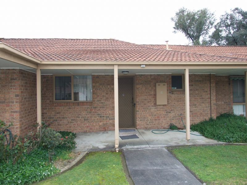 23/15 Burrage Court, Moe VIC 3825