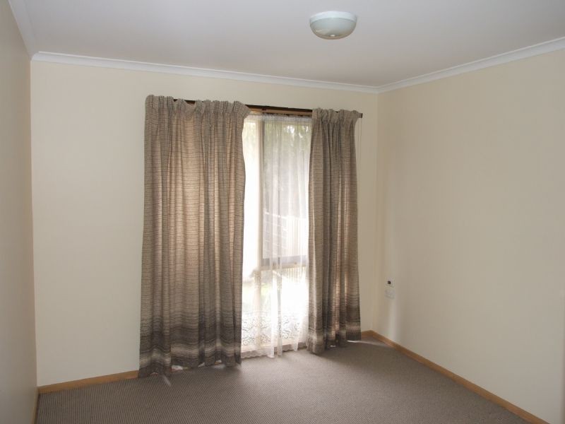 23/15 Burrage Court, Moe VIC 3825