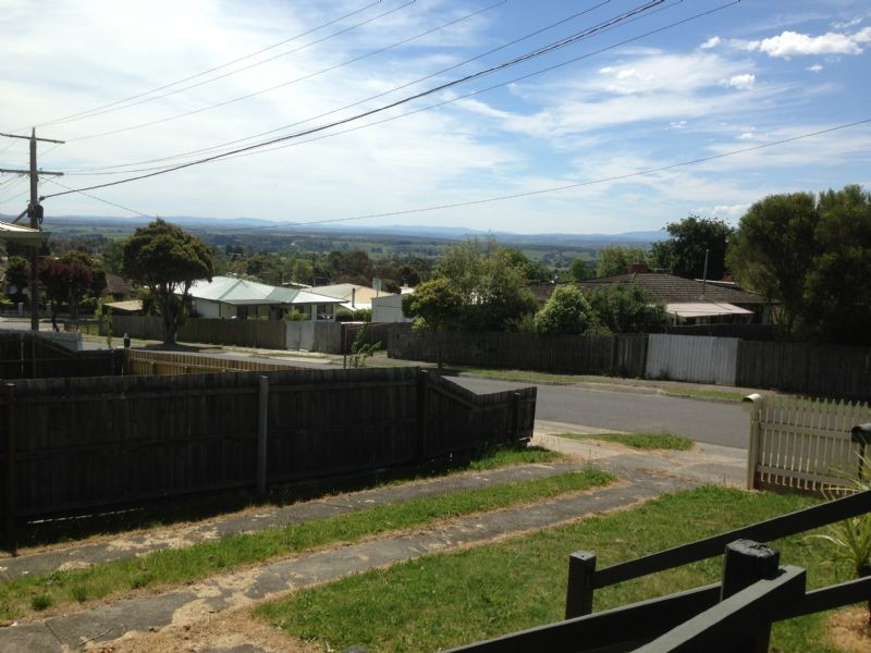 11 Margaret Street, Moe VIC 3825