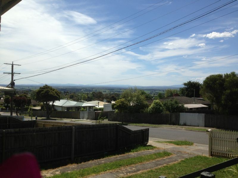 11 Margaret Street, Moe VIC 3825