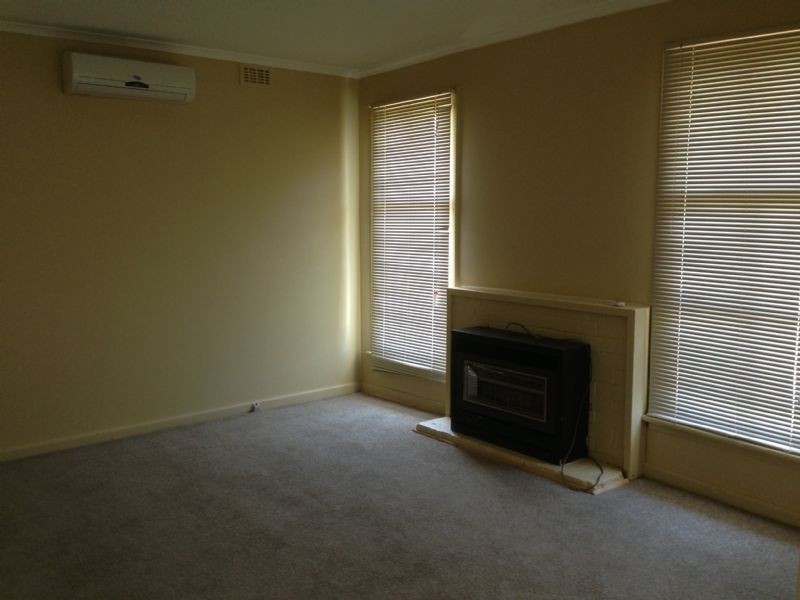 11 Margaret Street, Moe VIC 3825