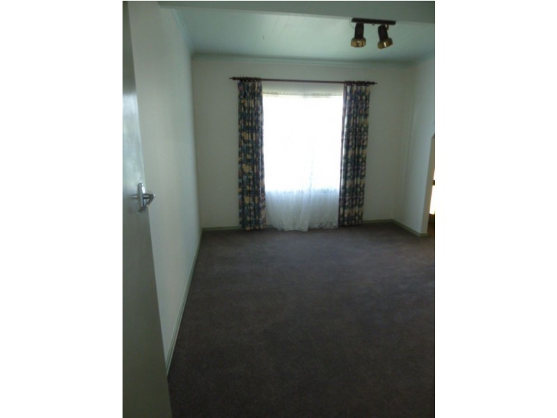 7 Paisley Street, Newborough VIC 3825