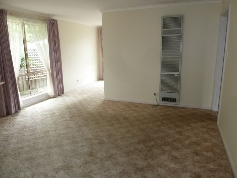 3/7 Saxtons Drive, Moe VIC 3825
