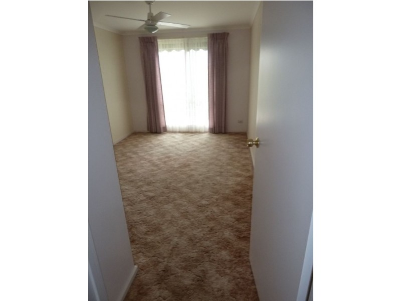 3/7 Saxtons Drive, Moe VIC 3825