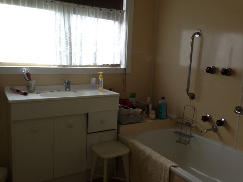 13 Harold Street, Moe VIC 3825