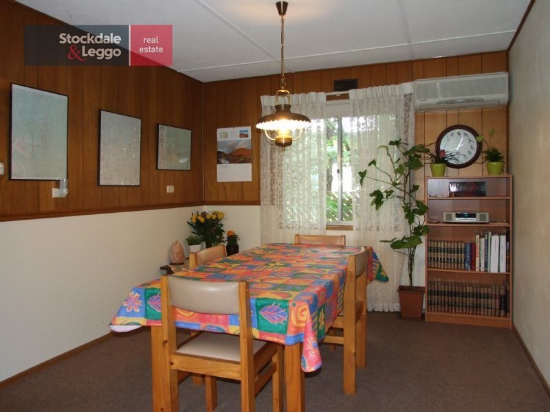 33 St Phillack Crescent, Rawson VIC 3825