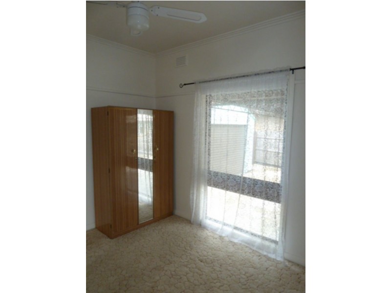 24 Brock Street, Moe VIC 3825