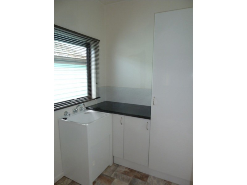 24 Brock Street, Moe VIC 3825