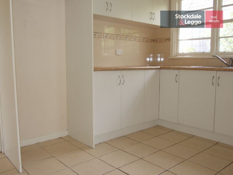 15 Charles Street, Moe VIC 3825