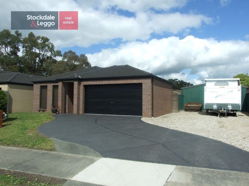 7 Crombe Court, Newborough VIC 3825