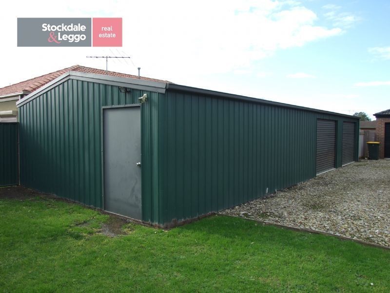 7 Crombe Court, Newborough VIC 3825