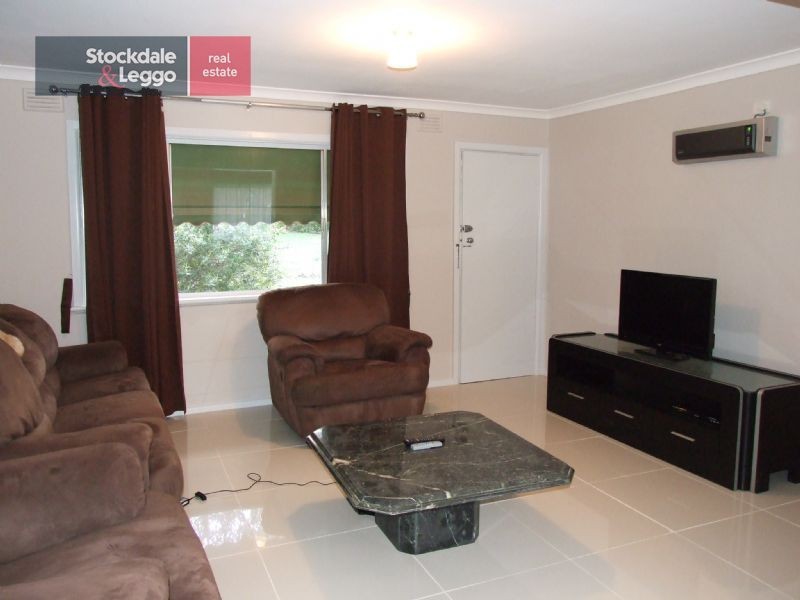 4 Turnbull Street, Willow Grove VIC 3825