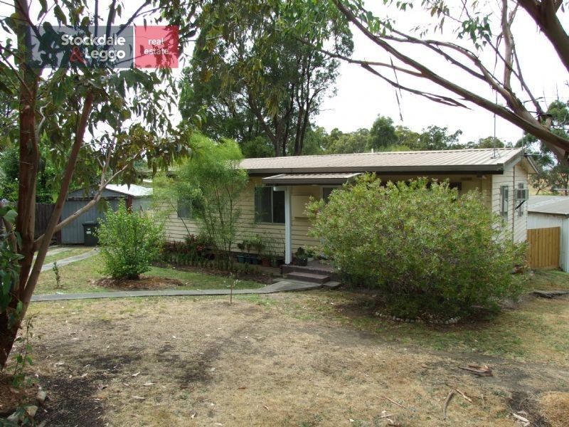 4 Turnbull Street, Willow Grove VIC 3825
