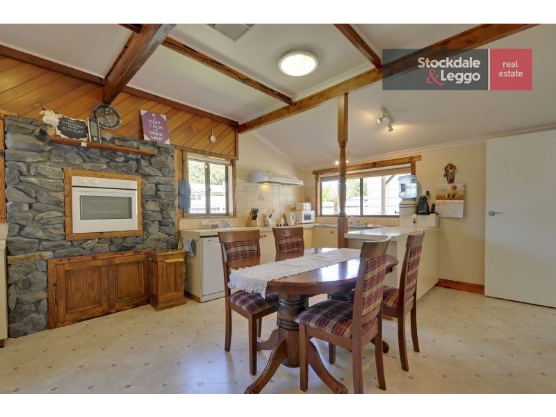 14 Burrage Street, Moe VIC 3825