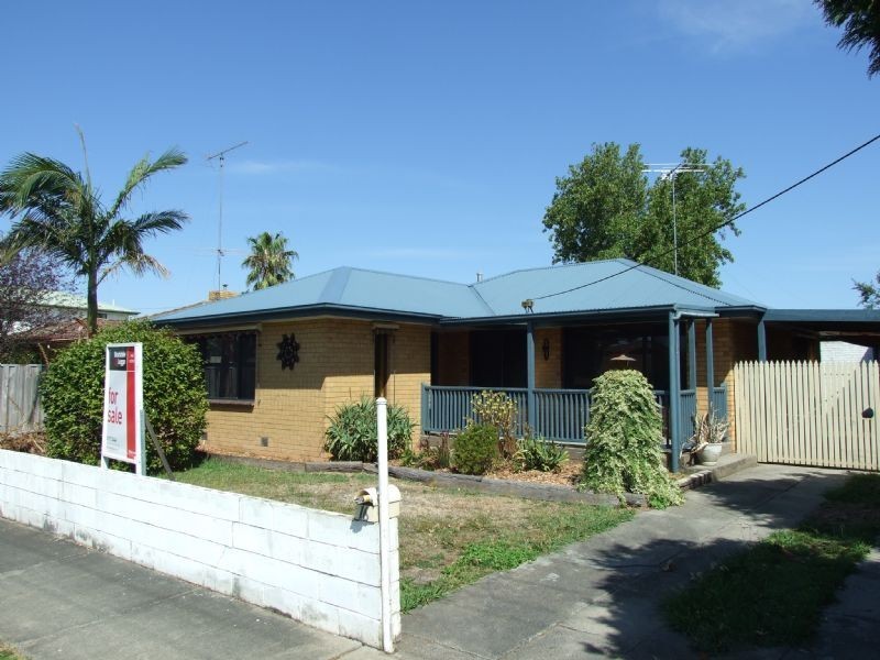 16 Evelyn Street, Moe VIC 3825