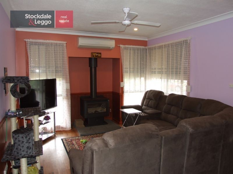 11 Anderson Avenue, Yallourn North VIC 3825