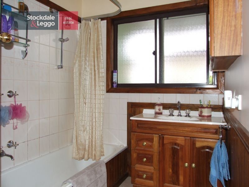 11 Anderson Avenue, Yallourn North VIC 3825