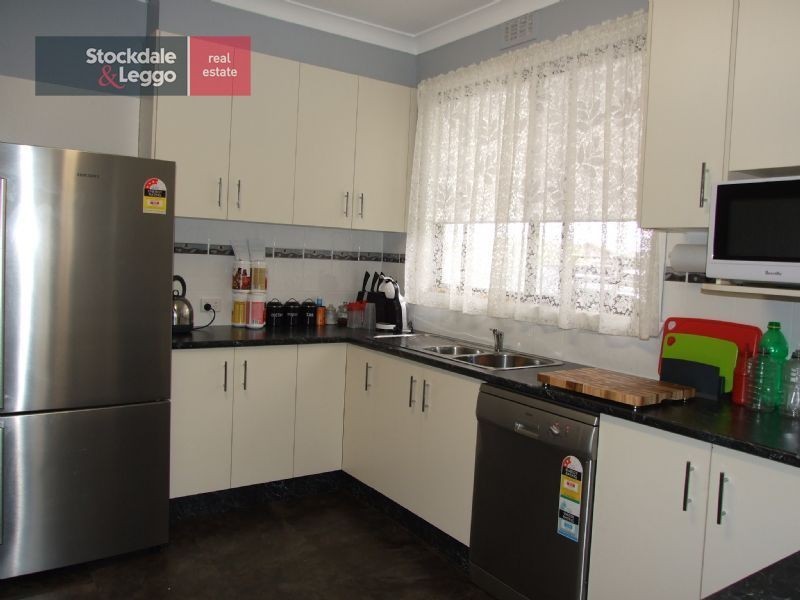 11 Anderson Avenue, Yallourn North VIC 3825