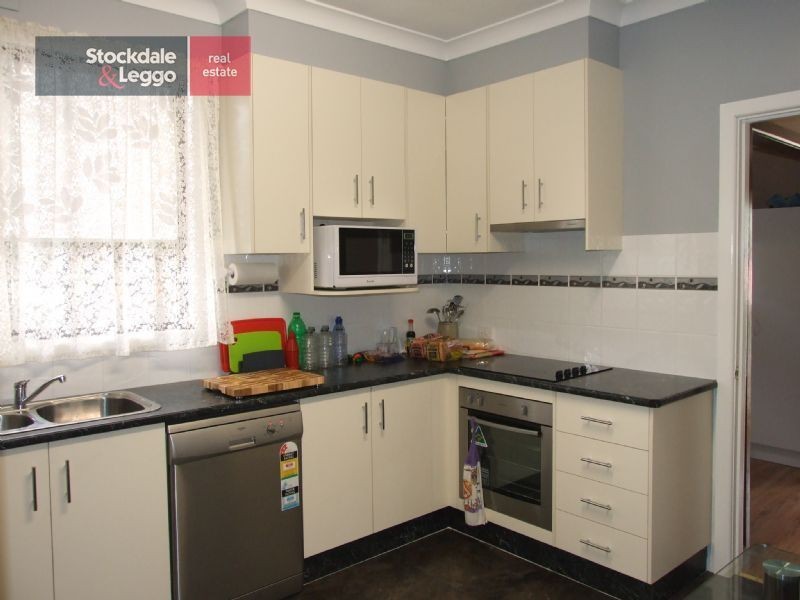 11 Anderson Avenue, Yallourn North VIC 3825