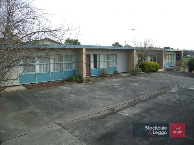 1 & 2/8 Chamberlain Road, Newborough VIC 3825