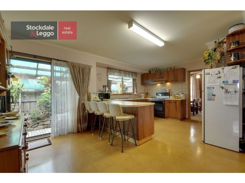 7 Scorpio Drive, Moe VIC 3825