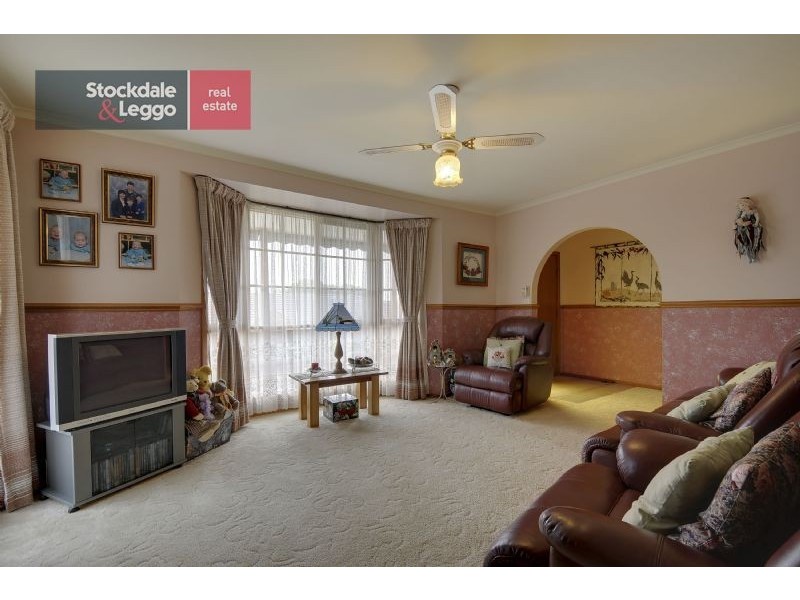 7 Scorpio Drive, Moe VIC 3825