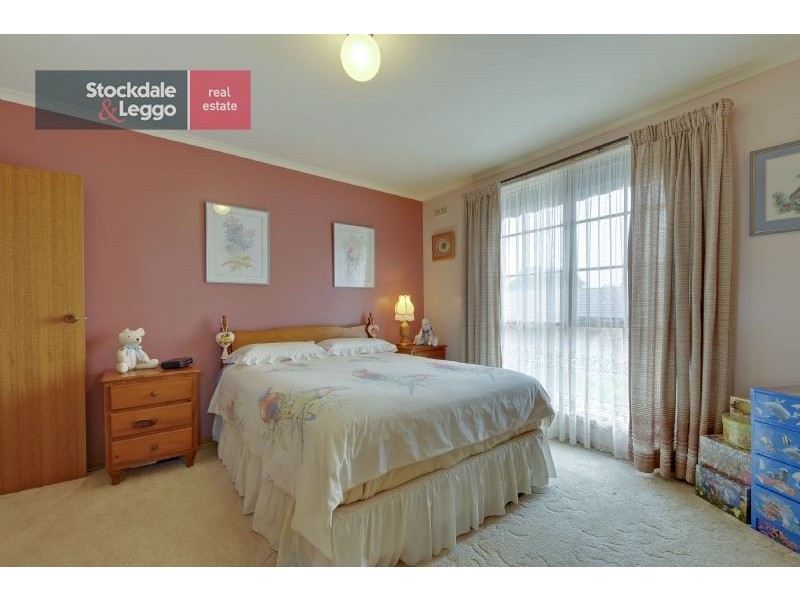 7 Scorpio Drive, Moe VIC 3825