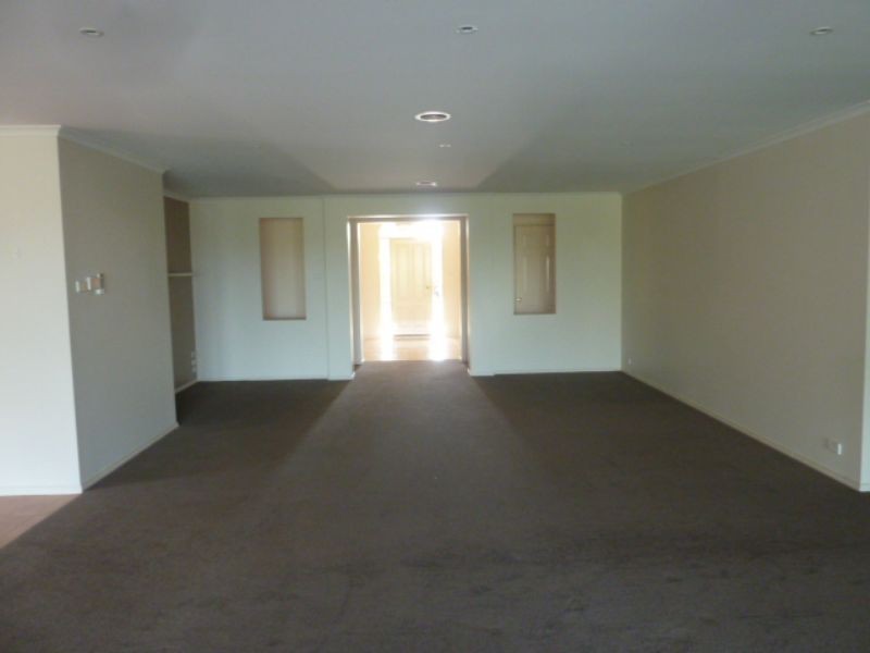 21 Lisle Street, Moe VIC 3825