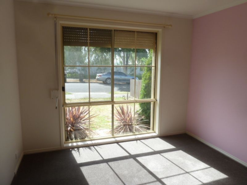 21 Lisle Street, Moe VIC 3825