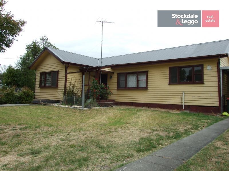 4 Coalville road, Moe VIC 3825