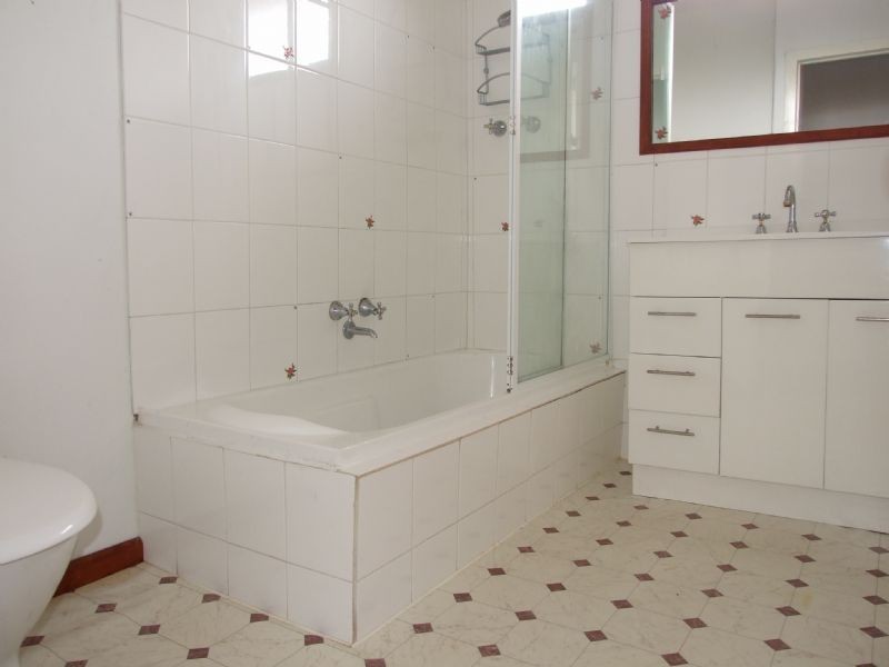 2 King Street, Moe VIC 3825