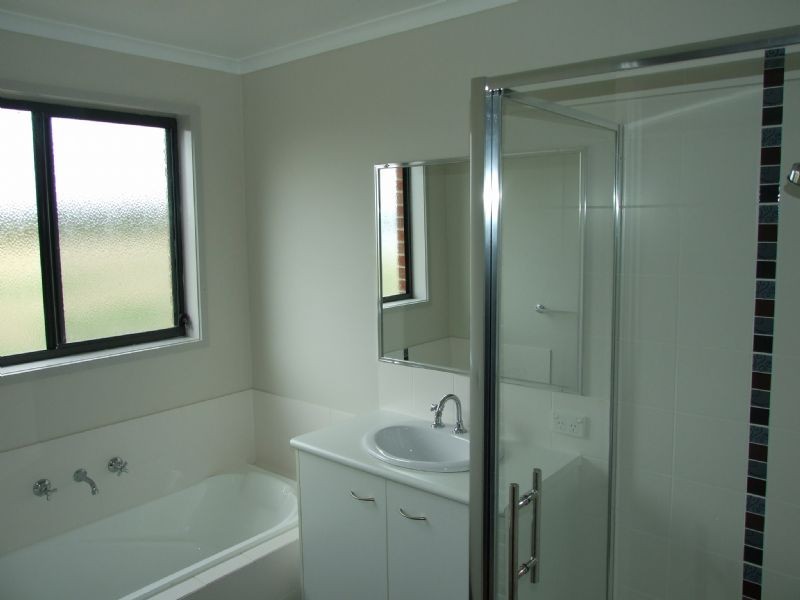 1016 Moe Willow Grove Road, Willow Grove VIC 3825