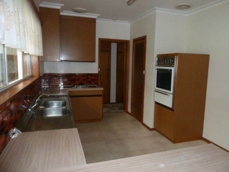 1 Gladstone Street, Moe VIC 3825