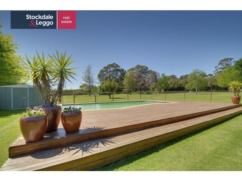 6 Frys Track, Newborough VIC 3825