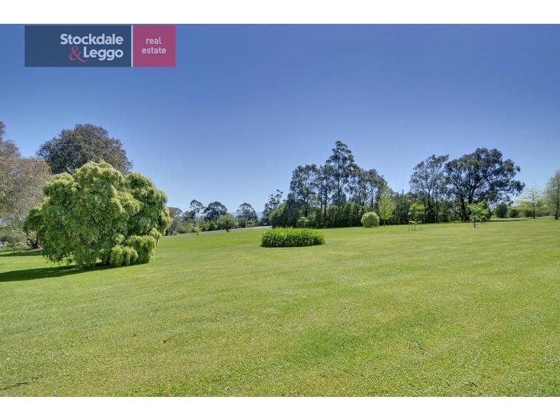 6 Frys Track, Newborough VIC 3825