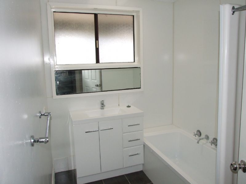 16 Evelyn Street, Moe VIC 3825