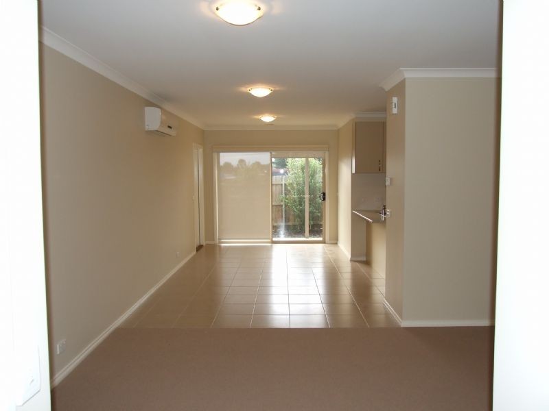 4/23-25 Central Ave, Newborough VIC 3825